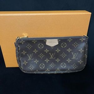 Louis Vuitton Pochette Accessoires from Multi Pochette